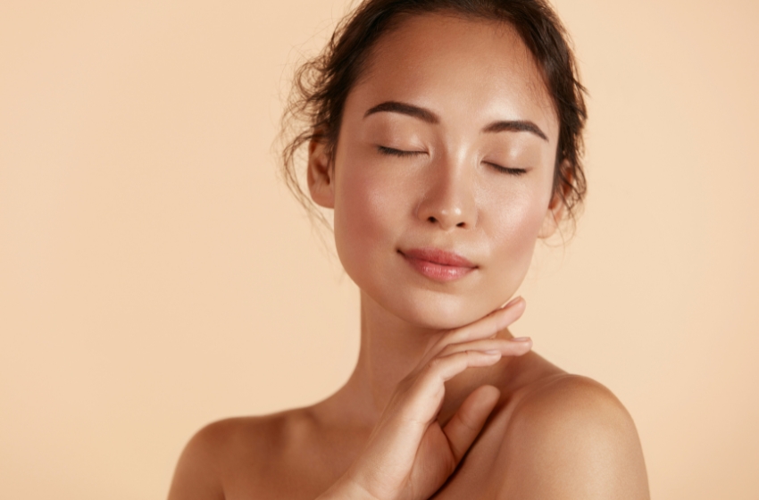 modelo de produtos de skincare