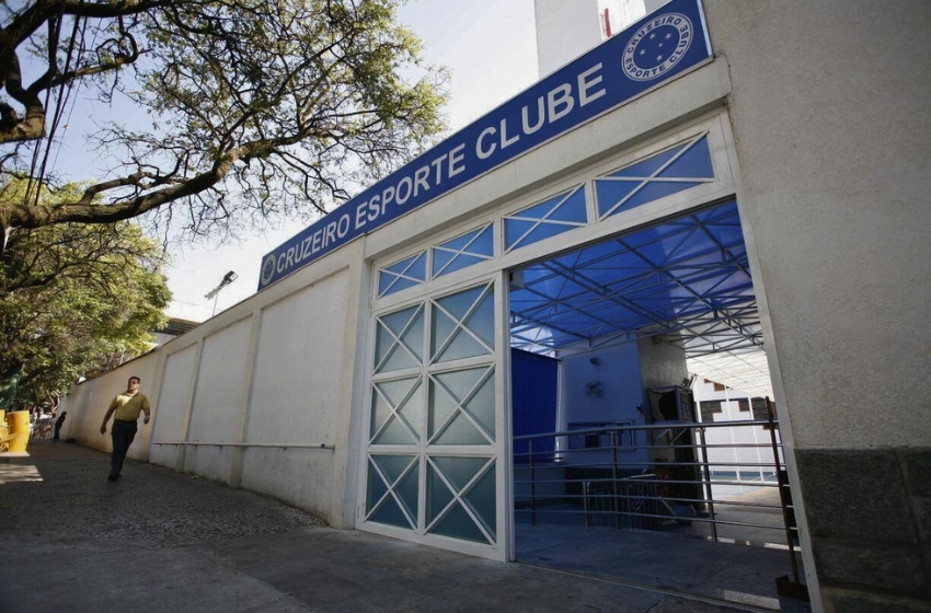 foto da frente do cruzeirão, campo do cruzeiro
